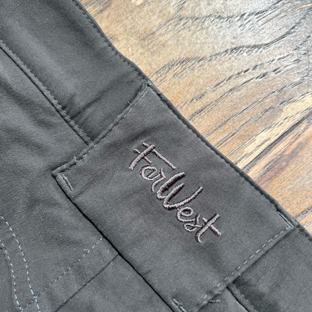 Like New Condition - image 5